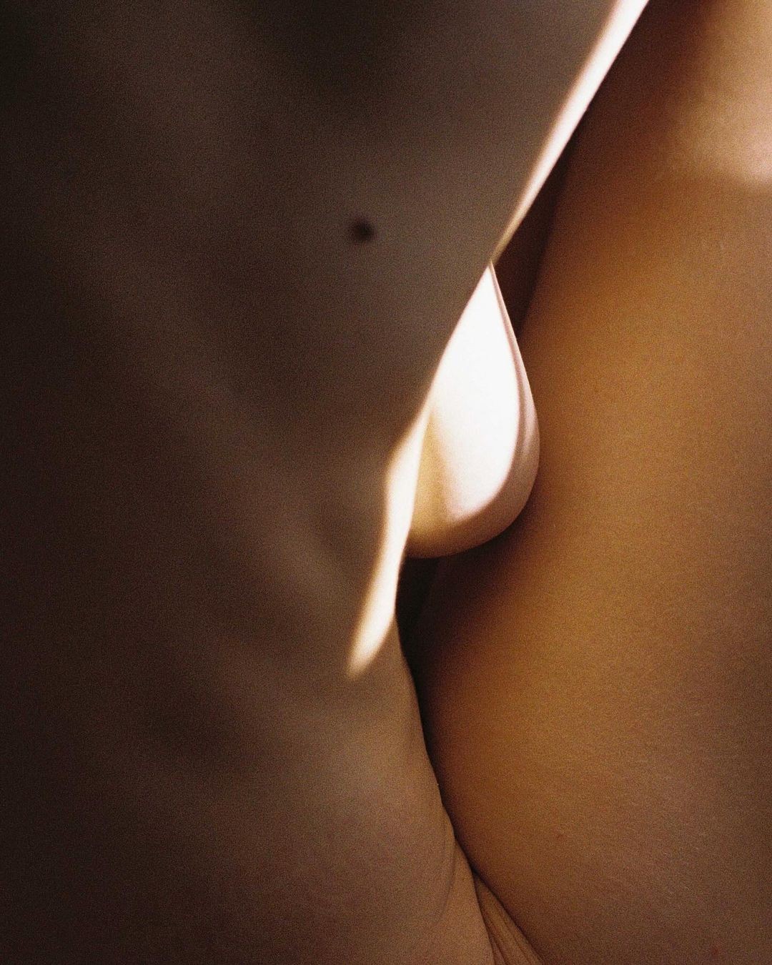 Men's Breast Cancer Awareness - Breast cancer can affect men too